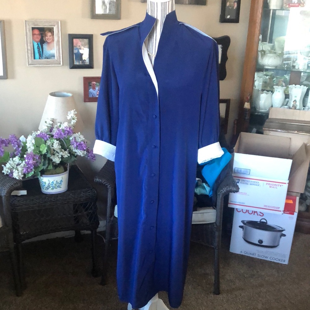 Nilani silky vintage shirt dress